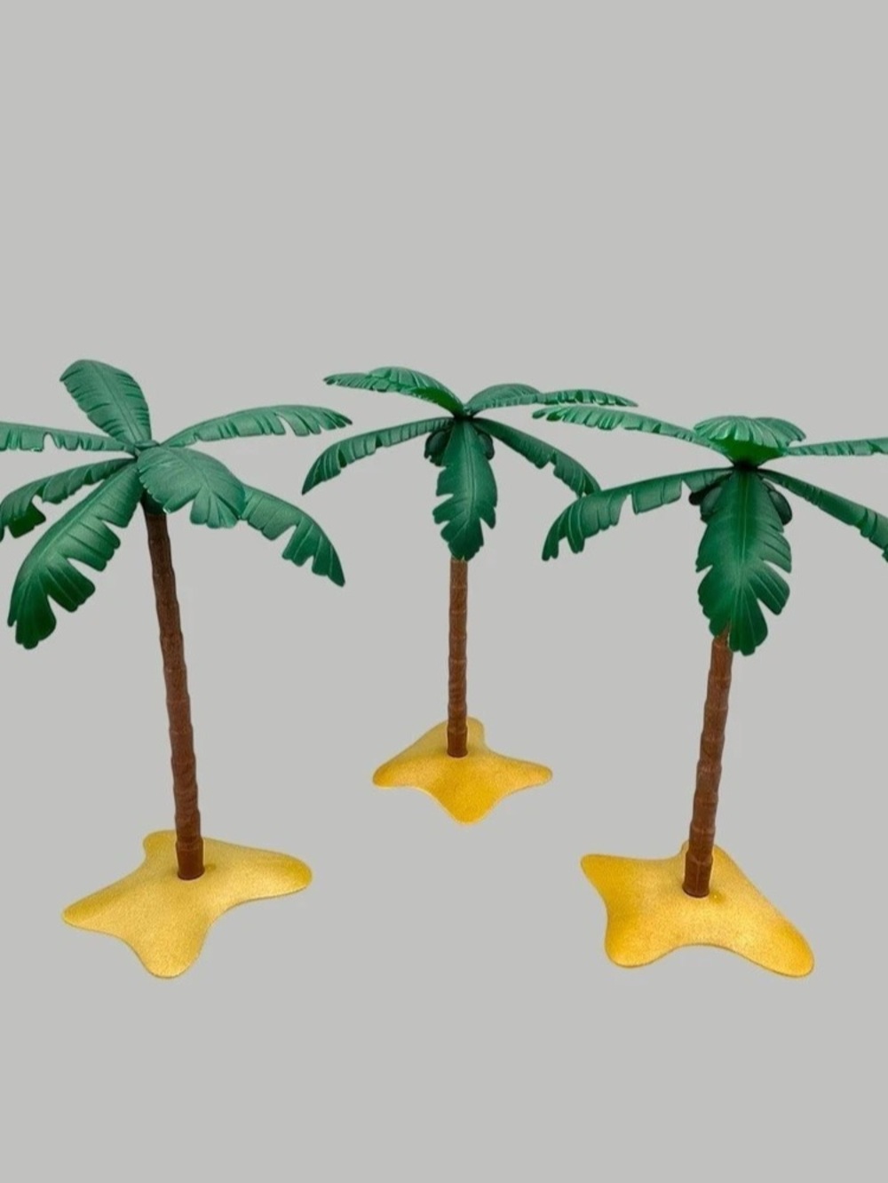 Playmobil Palm Trees lot of 3 with Coconuts